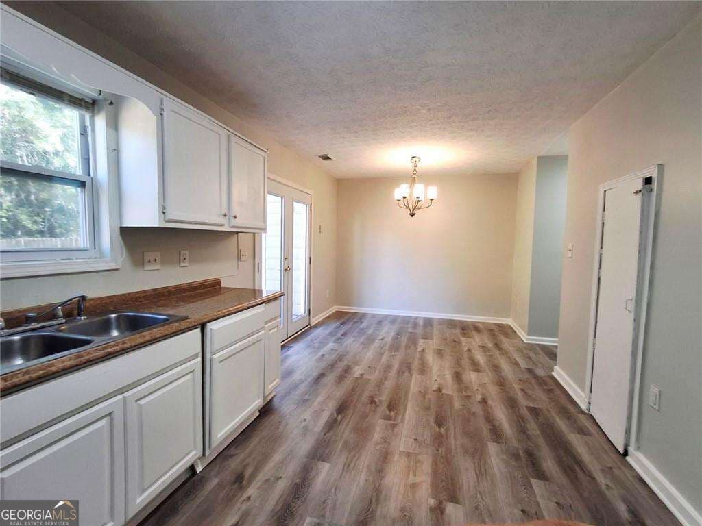 3 bedroom, 2.5 bathroom, 1,364 sq ft townhouse for sale at 3530 Hopkins Court, Powder Springs, GA 30127 — photo 6