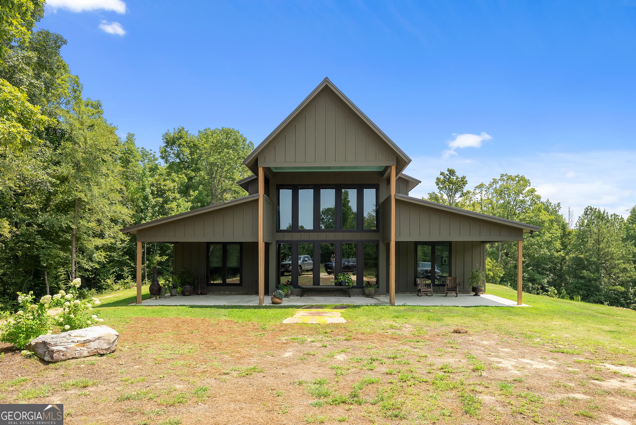 2 bedroom, 2.5 bathroom, 2,898 sq ft single family residence for sale at 74 Crestline Court, Upatoi, GA 31829 — photo 2