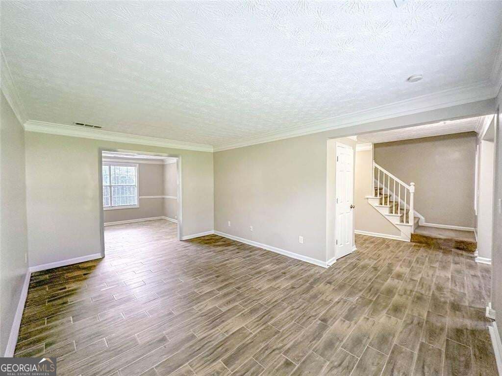 4 bedroom, 2.5 bathroom, 2,692 sq ft single family residence for sale at 1070 Big Haynes Drive, Grayson, GA 30017 — photo 5
