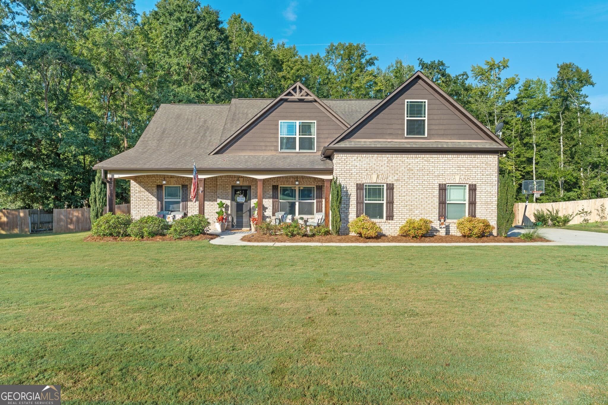 4 bedroom, 2.5 bathroom, 2,604 sq ft single family residence for sale at 156 Fishers Mill Drive, Mcdonough, GA 30252 — photo 2