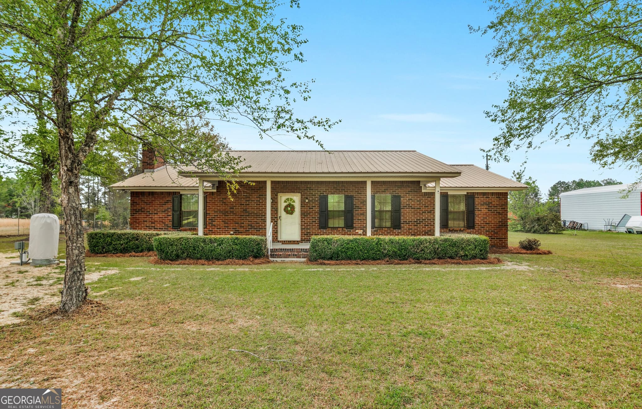 3 bedroom, 2 bathroom, 1,575 sq ft single family residence for sale at 52 Northgate Lane, Collins, GA 30421