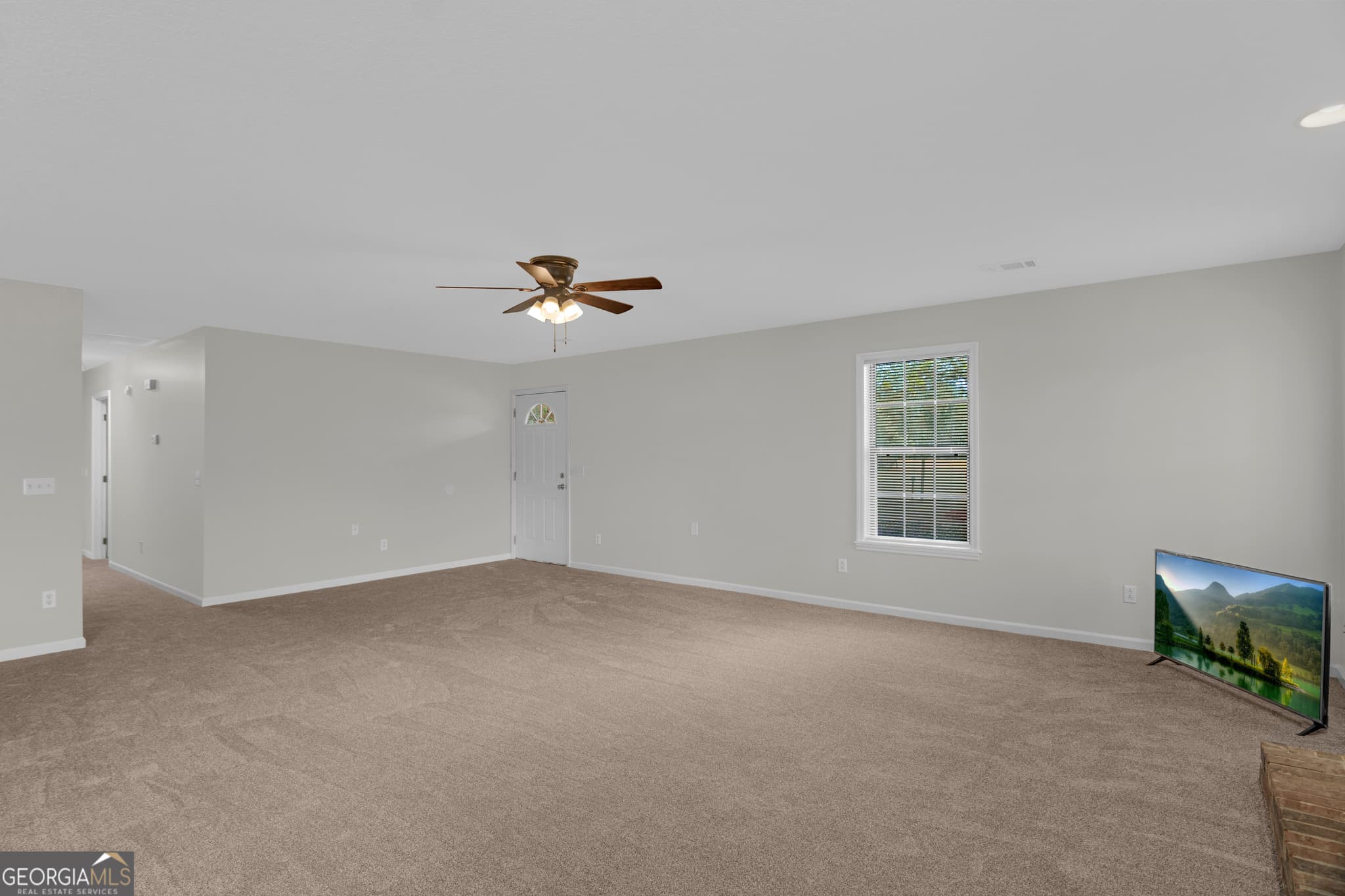 3 bedroom, 2 bathroom, 1,575 sq ft single family residence for sale at 52 Northgate Lane, Collins, GA 30421 — photo 4