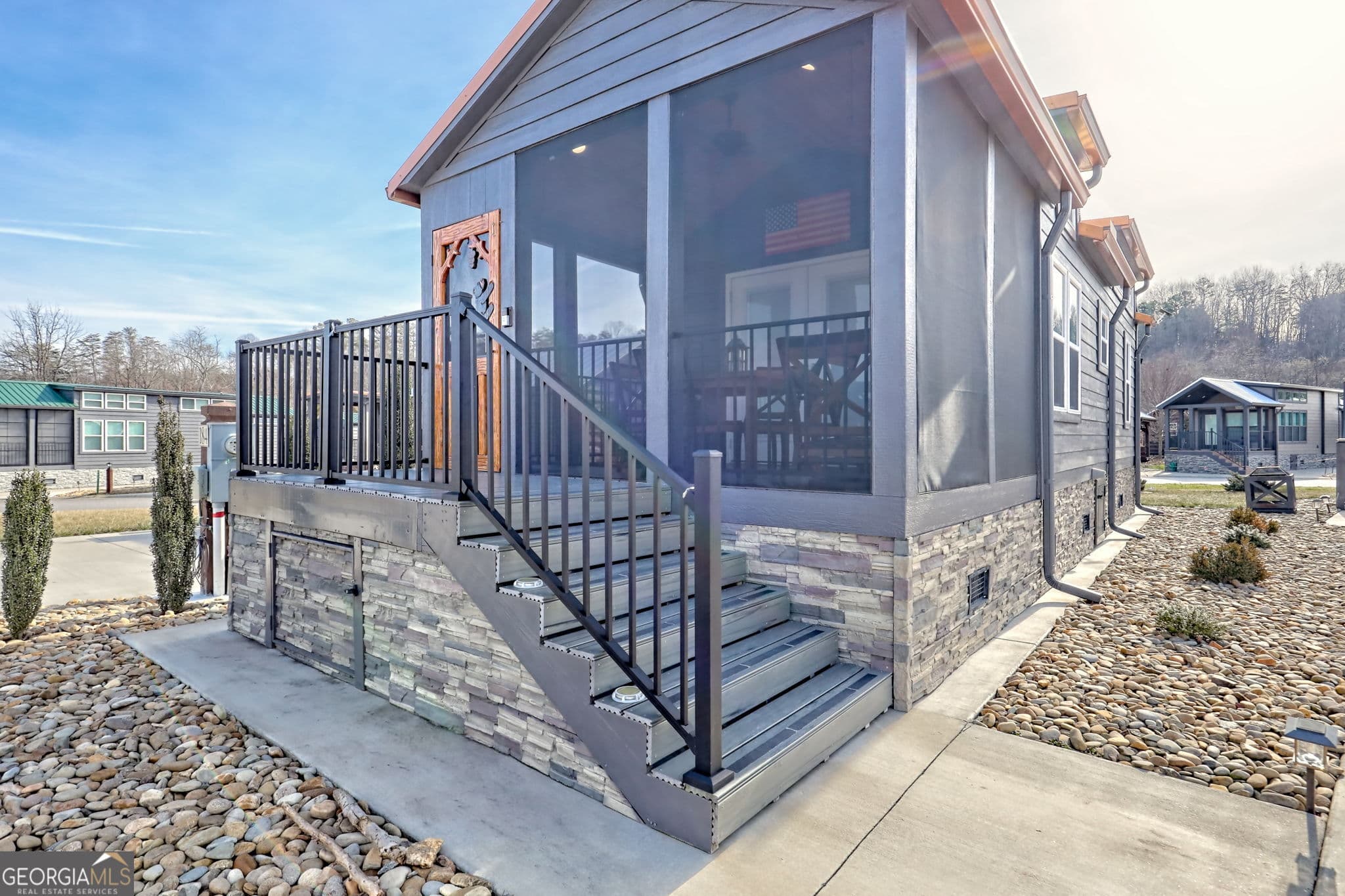 1 bedroom, 1 bathroom, 392 sq ft manufactured home,single family residence for sale at 341 MOUNTAIN CREEK Road, Blairsville, GA 30512 — photo 3