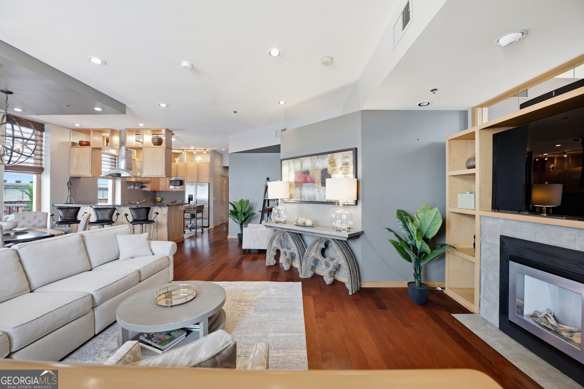 2 bedroom, 2.5 bathroom, 2,360 sq ft condominium for sale at 1433 Williams Street 1C, Chattanooga, TN 37408 — photo 7