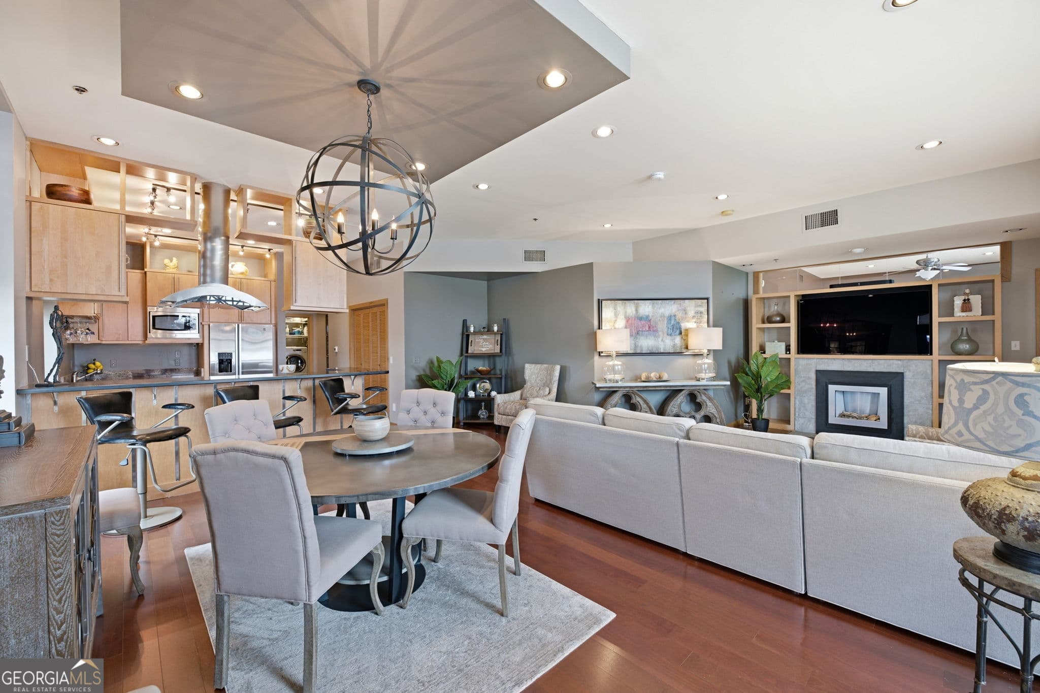 2 bedroom, 2.5 bathroom, 2,360 sq ft condominium for sale at 1433 Williams Street 1C, Chattanooga, TN 37408 — photo 4
