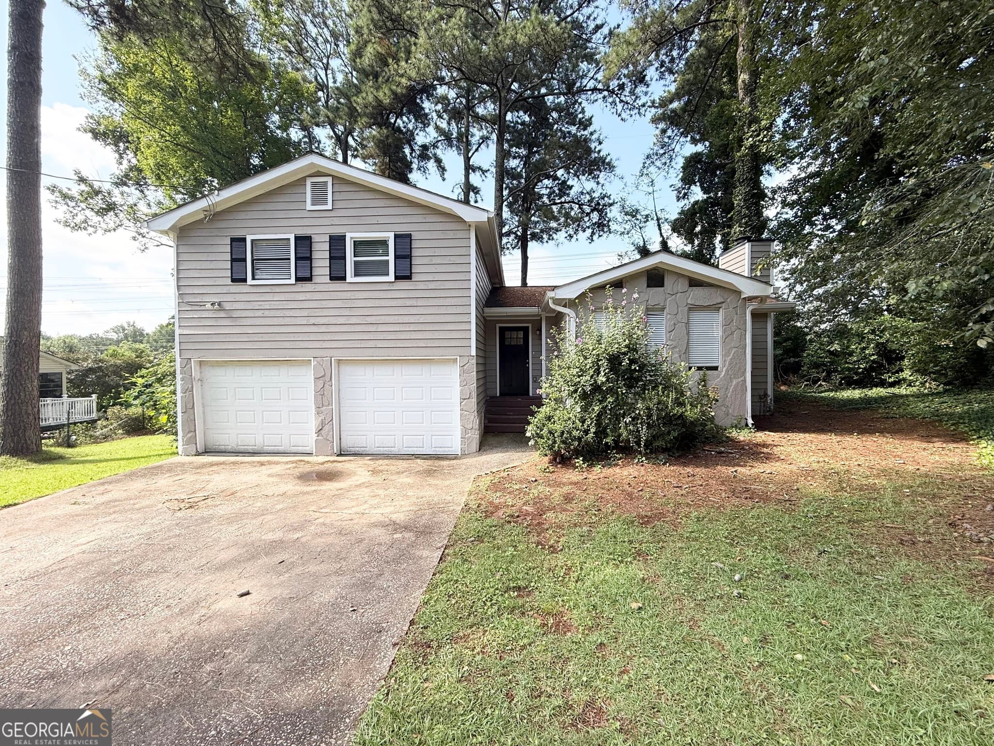 4 bedroom, 2 bathroom, 2,534 sq ft single family residence for sale at 4101 Willow Ridge Road, Douglasville, GA 30135 — photo 2