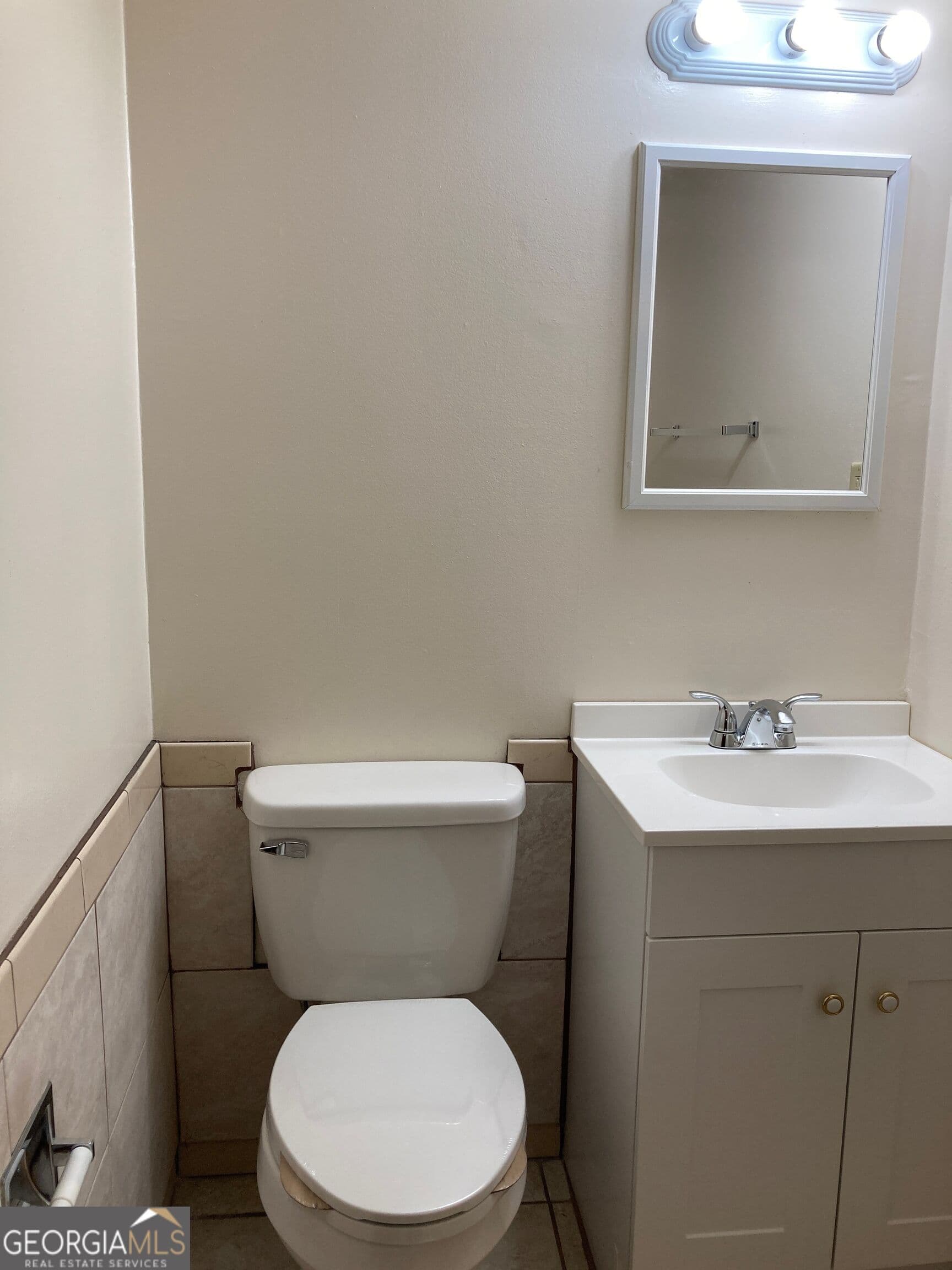 multi family,duplex for sale at 401 Riverbrook Court, Riverdale, GA 30274 — photo 8