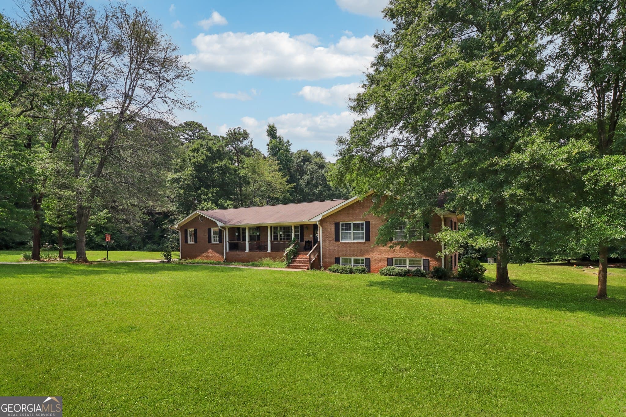 6 bedroom, 3 bathroom, 3,464 sq ft single family residence for sale at 508 E Boyd Road, Hogansville, GA 30230 — photo 4