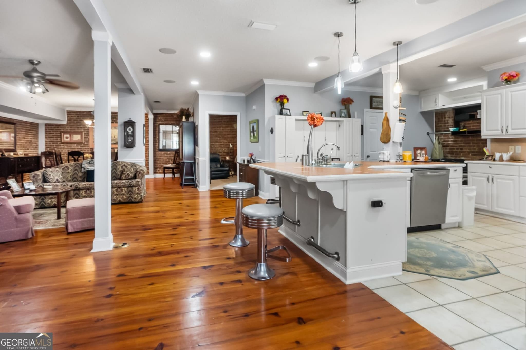 5 bedroom, 3.5 bathroom, 6,270 sq ft loft,single family residence for sale at 1501-1507 George Street, Brunswick, GA 31520 — photo 7