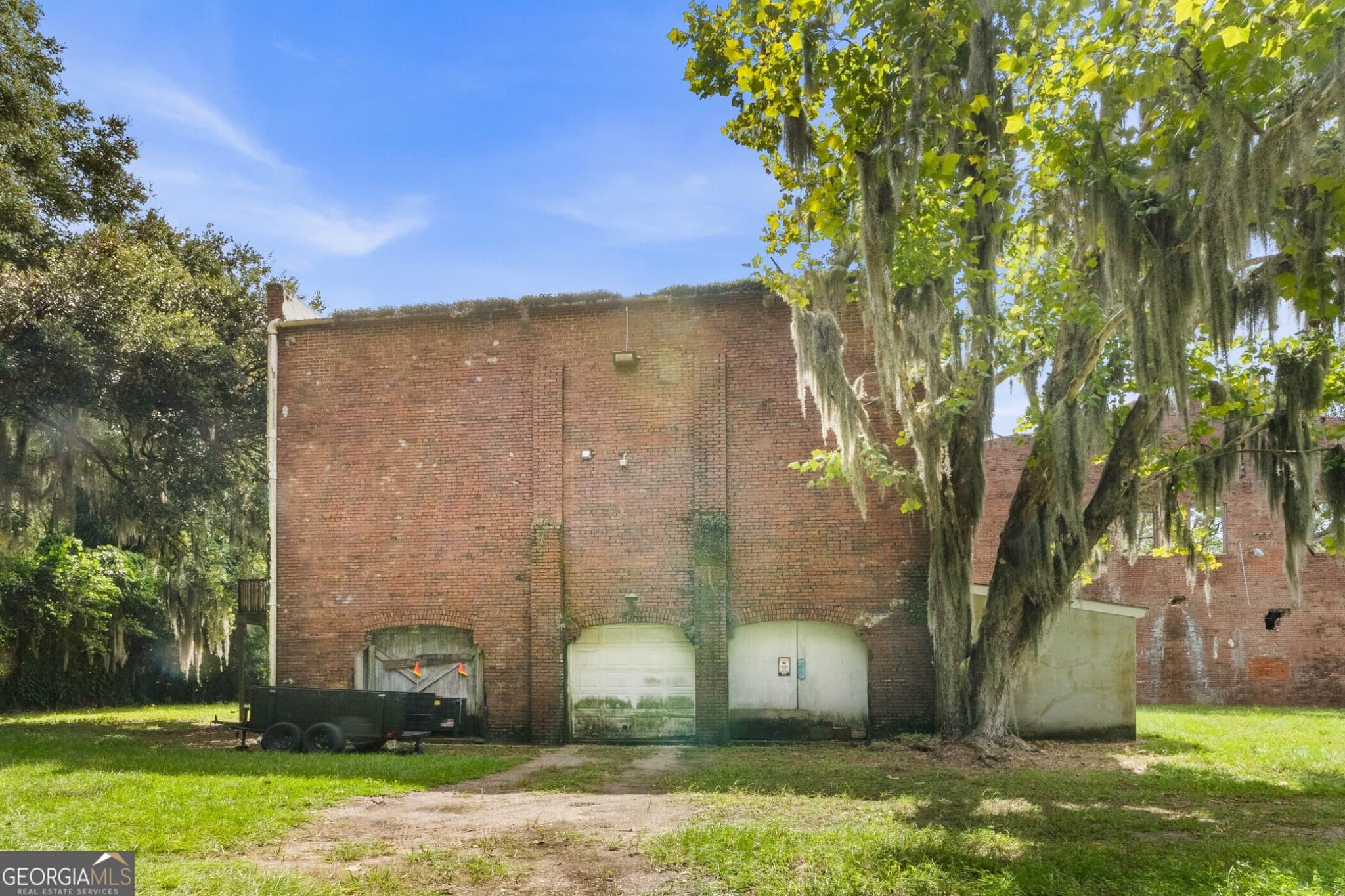 5 bedroom, 3.5 bathroom, 6,270 sq ft loft,single family residence for sale at 1501-1507 George Street, Brunswick, GA 31520 — photo 5