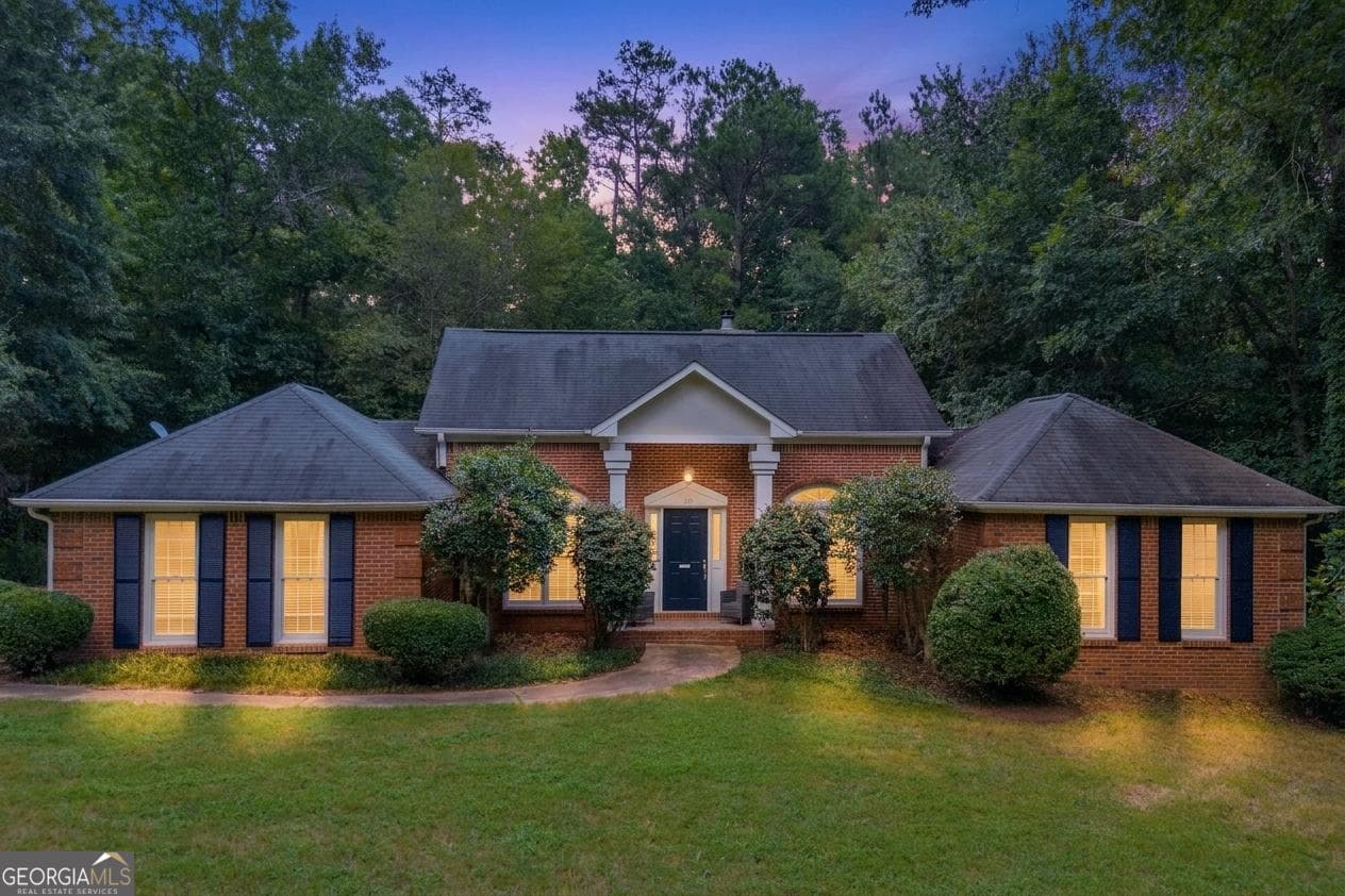 3 bedroom, 2 bathroom, 1,658 sq ft single family residence sold at 115 S Arcadia Drive, Bogart, GA 30622