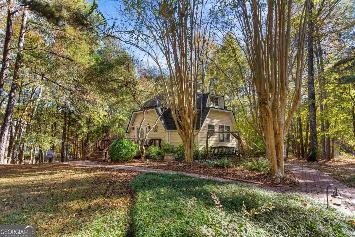 3 bedroom, 3 bathroom, 3,369 sq ft single family residence for sale at 1251 White Oak Drive, White Plains, GA 30678 — photo 3