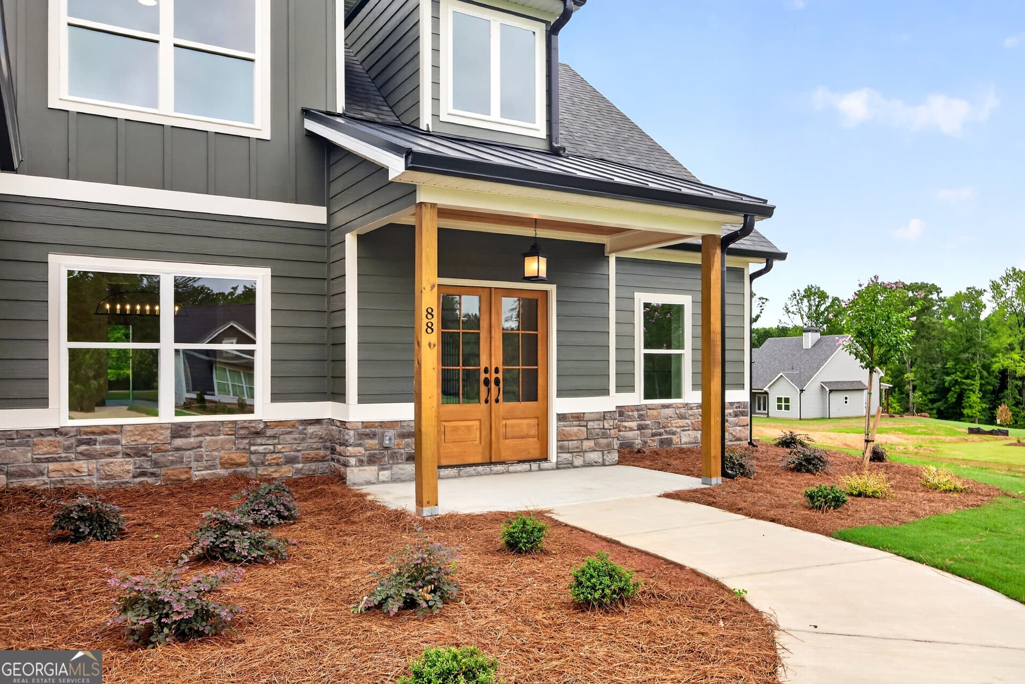 5 bedroom, 3 bathroom, 2,779 sq ft single family residence for sale at 88 Conner Lane, Williamson, GA 30292 — photo 7