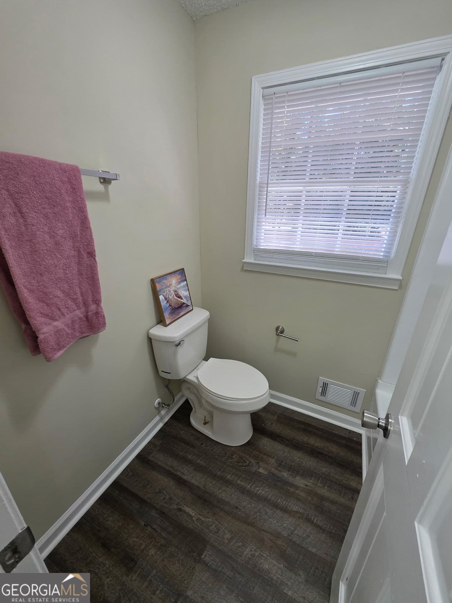 4 bedroom, 2.5 bathroom, 2,312 sq ft single family residence for sale at 1040 Carol Drive, Watkinsville, GA 30677 — photo 10