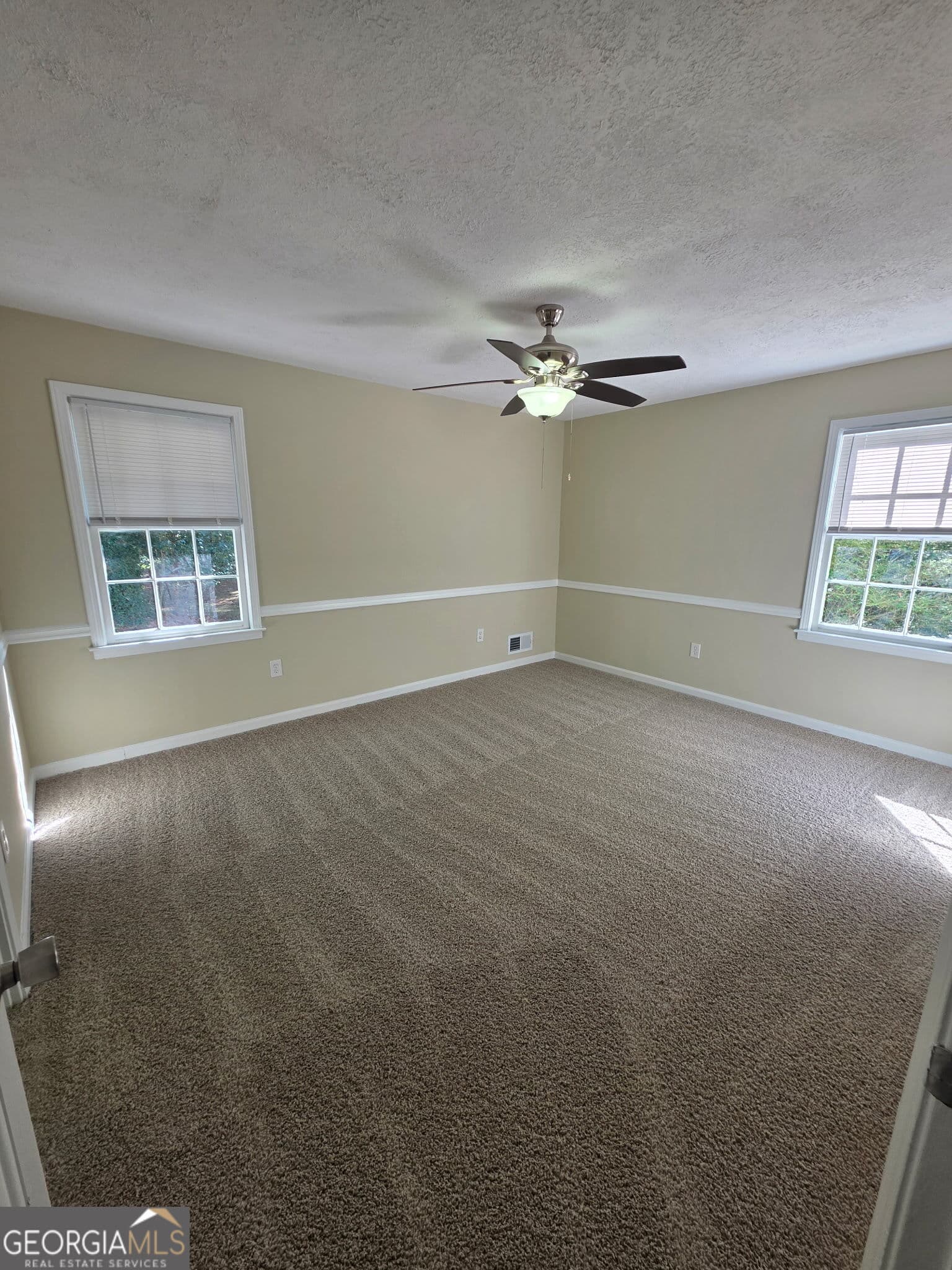 4 bedroom, 2.5 bathroom, 2,312 sq ft single family residence for sale at 1040 Carol Drive, Watkinsville, GA 30677 — photo 8