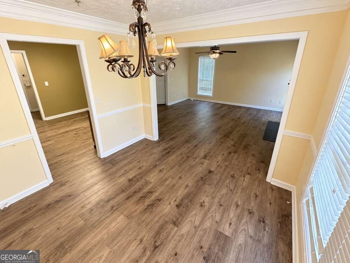4 bedroom, 2.5 bathroom, 2,341 sq ft single family residence for sale at 2000 Briar Creek Court, Conyers, GA 30012 — photo 7
