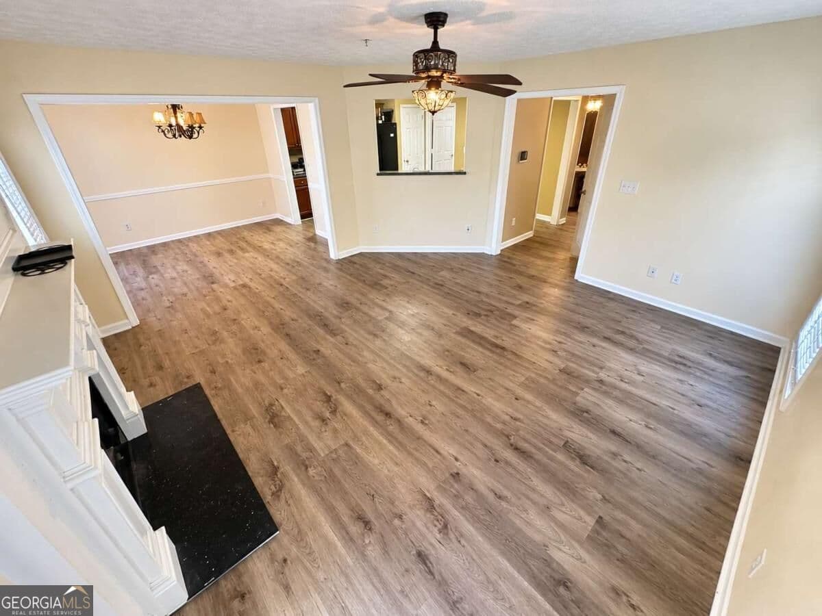 4 bedroom, 2.5 bathroom, 2,341 sq ft single family residence for sale at 2000 Briar Creek Court, Conyers, GA 30012 — photo 9