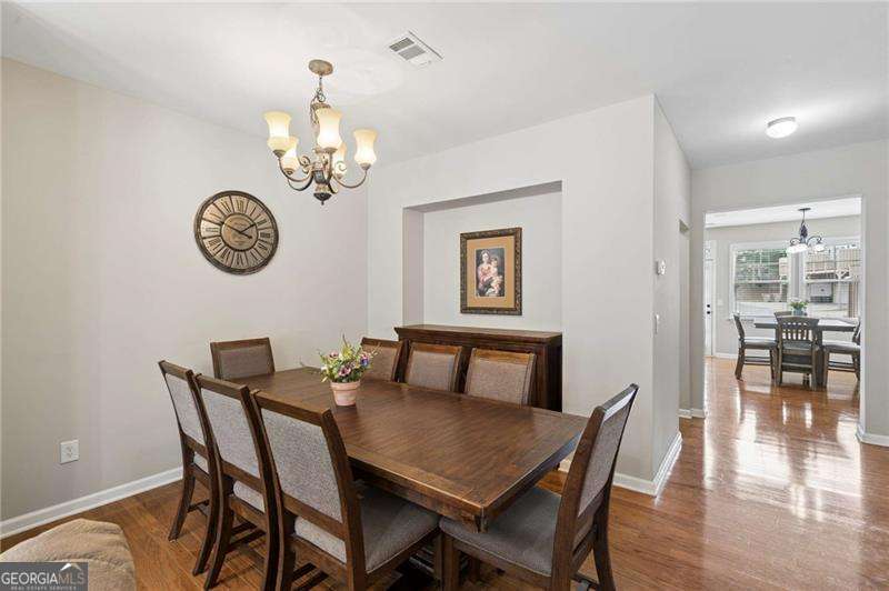 3 bedroom, 3.5 bathroom, 2,260 sq ft townhouse for sale at 503 Grove Field Court, Suwanee, GA 30024 — photo 3