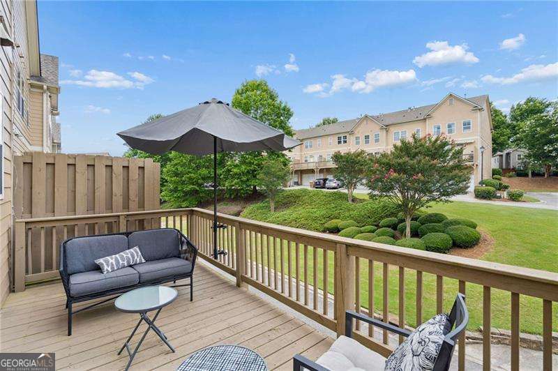 3 bedroom, 3.5 bathroom, 2,260 sq ft townhouse for sale at 503 Grove Field Court, Suwanee, GA 30024 — photo 5