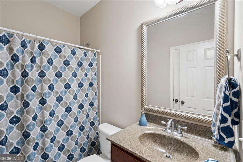 3 bedroom, 3.5 bathroom, 2,260 sq ft townhouse for sale at 503 Grove Field Court, Suwanee, GA 30024 — photo 9