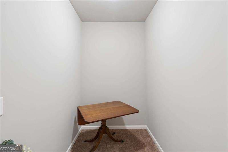 3 bedroom, 3.5 bathroom, 2,260 sq ft townhouse for sale at 503 Grove Field Court, Suwanee, GA 30024 — photo 10