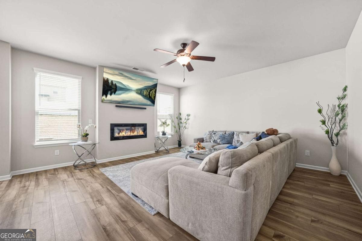 5 bedroom, 3 bathroom, 3,138 sq ft single family residence for sale at 1729 Cadence Street, Locust Grove, GA 30248 — photo 7