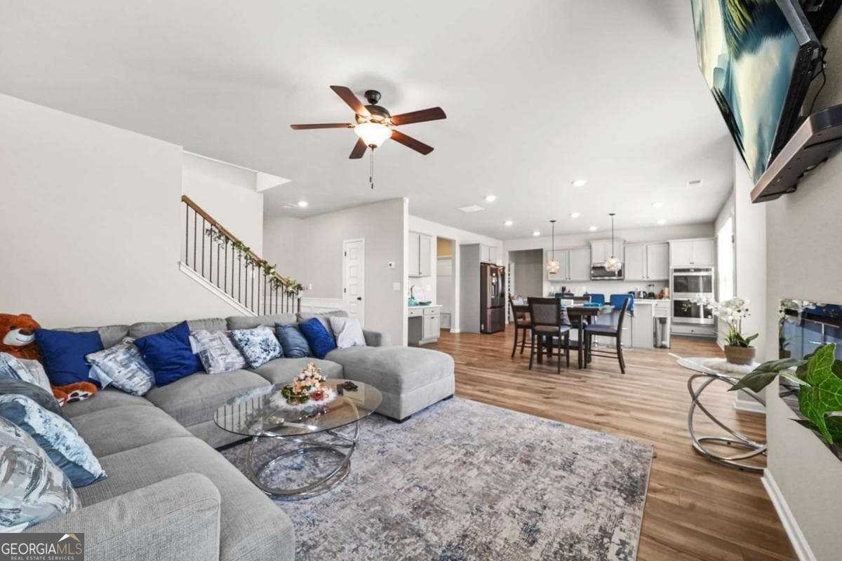 5 bedroom, 3 bathroom, 3,138 sq ft single family residence for sale at 1729 Cadence Street, Locust Grove, GA 30248 — photo 9