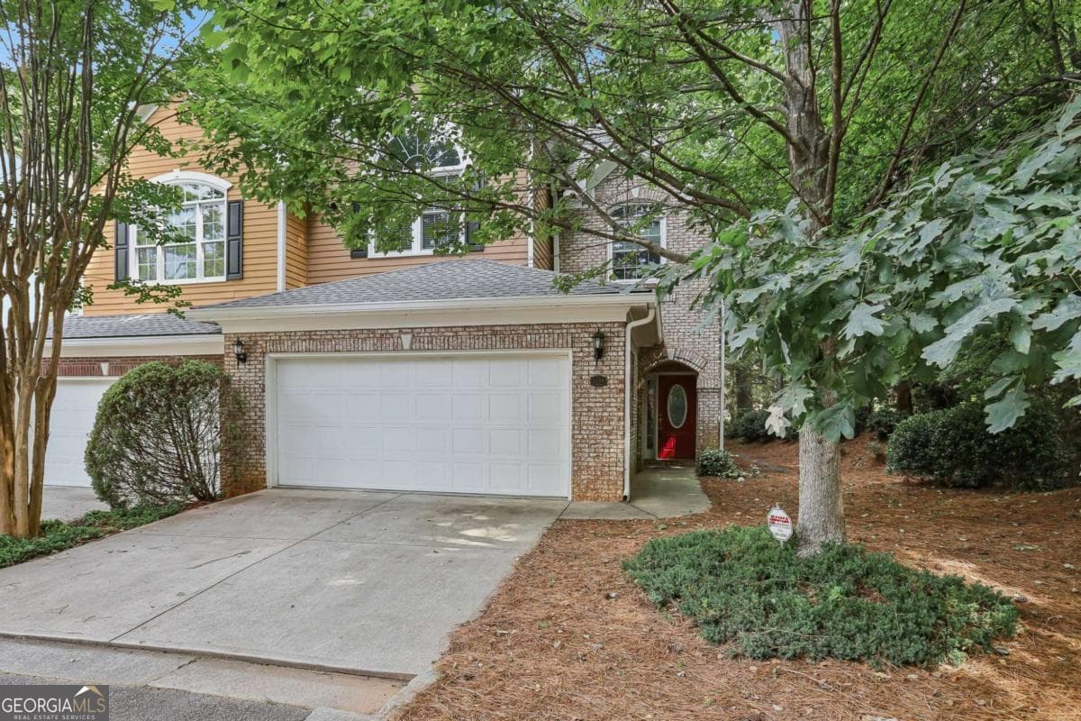 2 bedroom, 2.5 bathroom, 1,951 sq ft townhouse for sale at 3239 Tomeh Way, Tucker, GA 30084 — photo 4