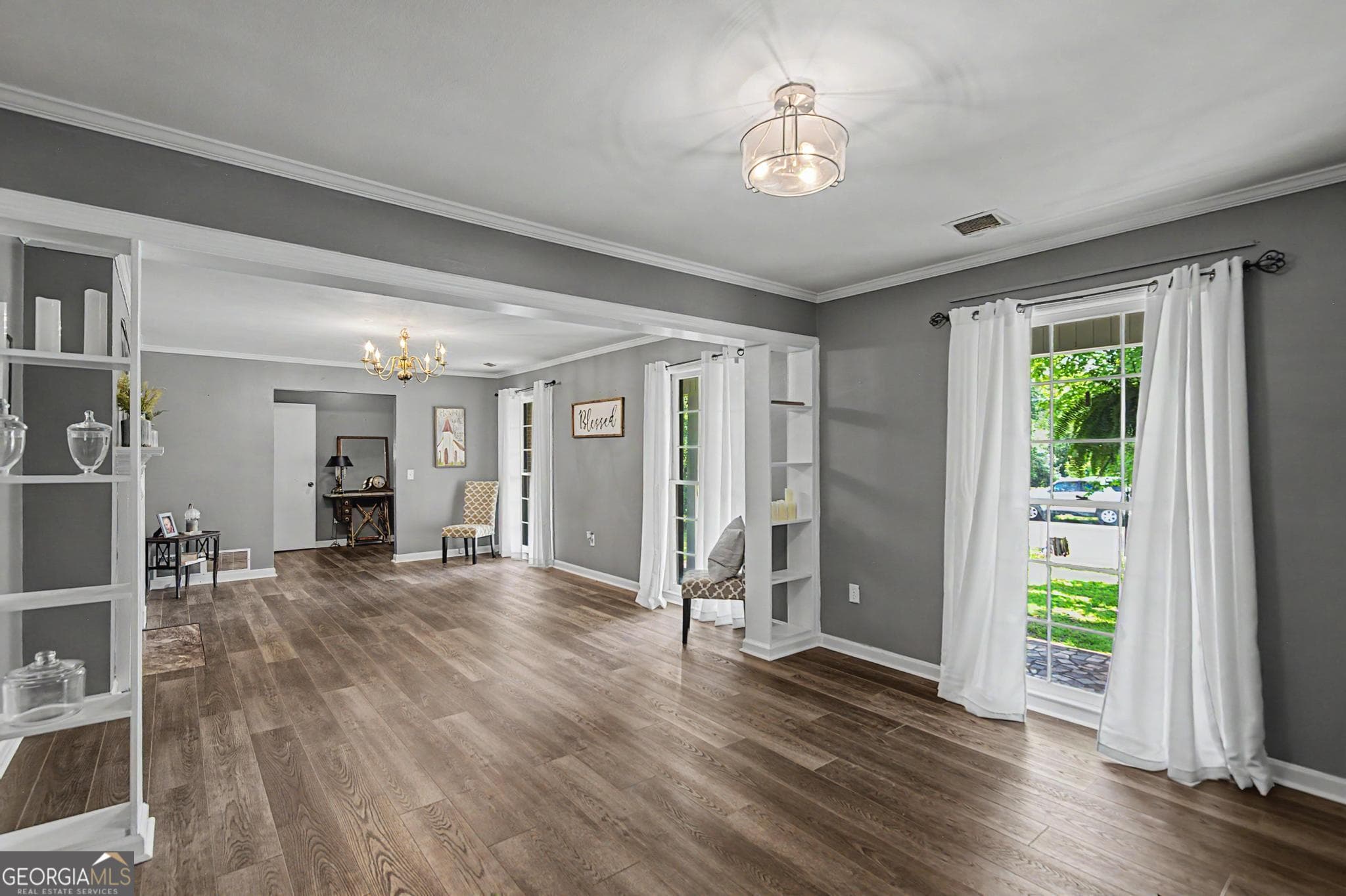 3 bedroom, 2 bathroom, 2,366 sq ft single family residence under contract at 221 S College Street, Metter, GA 30439 — photo 5