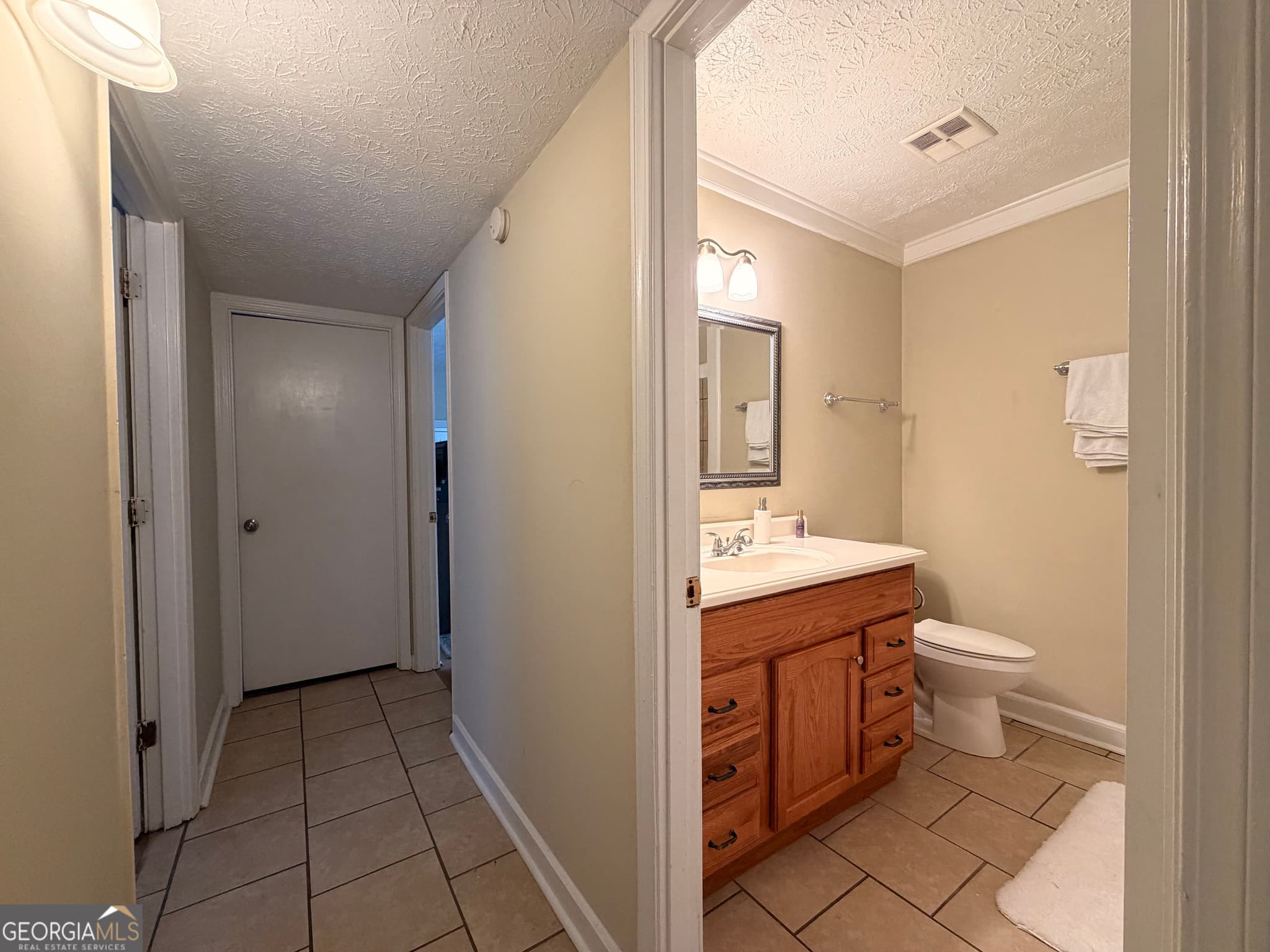 3 bedroom, 2 bathroom, 1,130 sq ft condominium for rent at 102 Welch Place, Athens, GA 30606 for $2,000 a month — photo 7