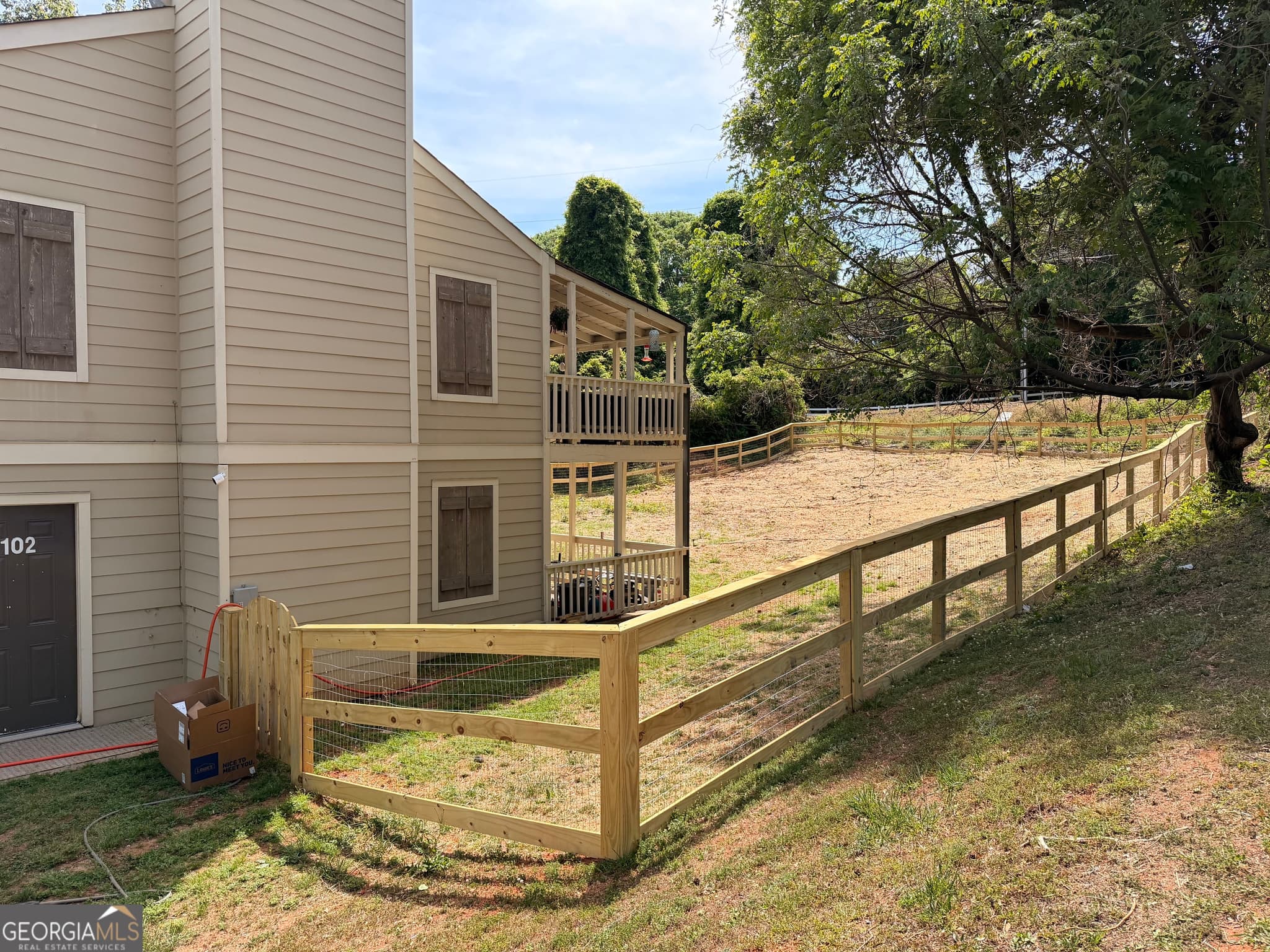 3 bedroom, 2 bathroom, 1,130 sq ft condominium for rent at 102 Welch Place, Athens, GA 30606 for $2,000 a month — photo 4