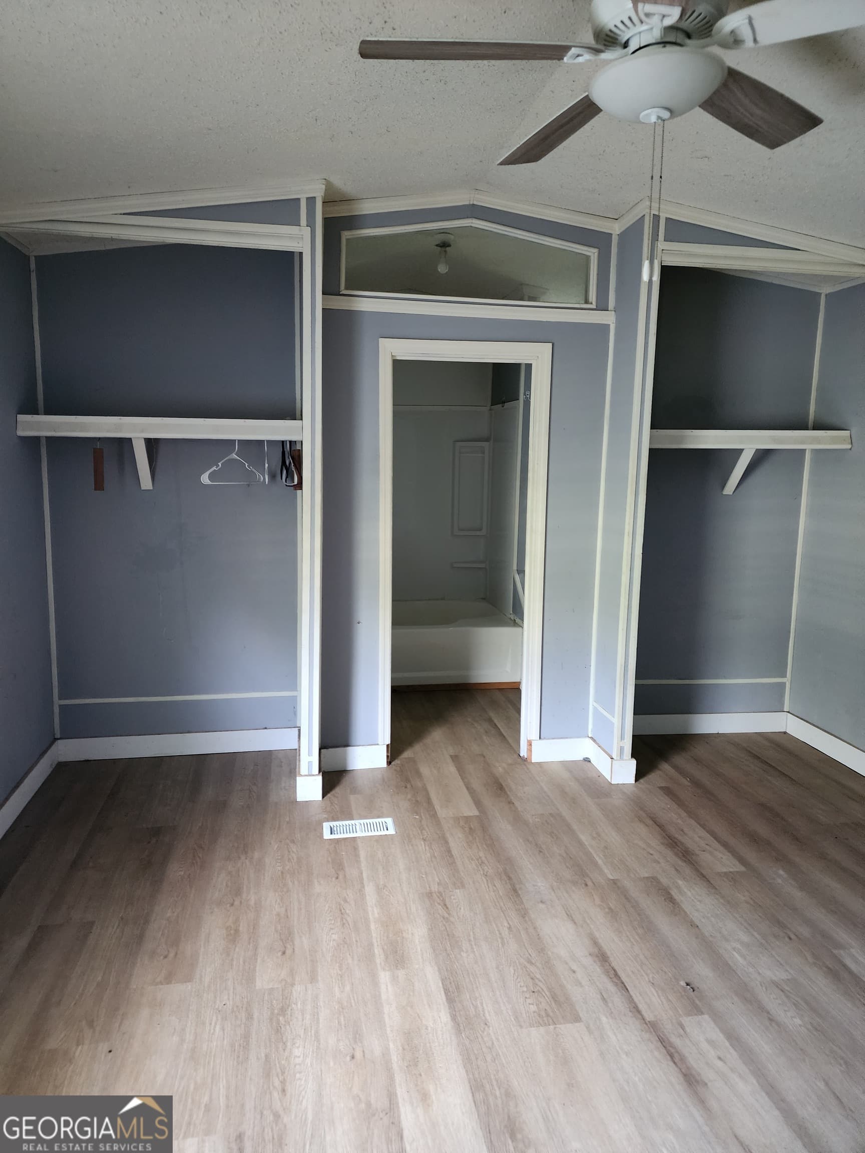 2 bedroom, 2 bathroom, 1,000 sq ft manufactured home,single family residence for sale at 373 OLD MT OLIVET Road, Hartwell, GA 30643 — photo 5