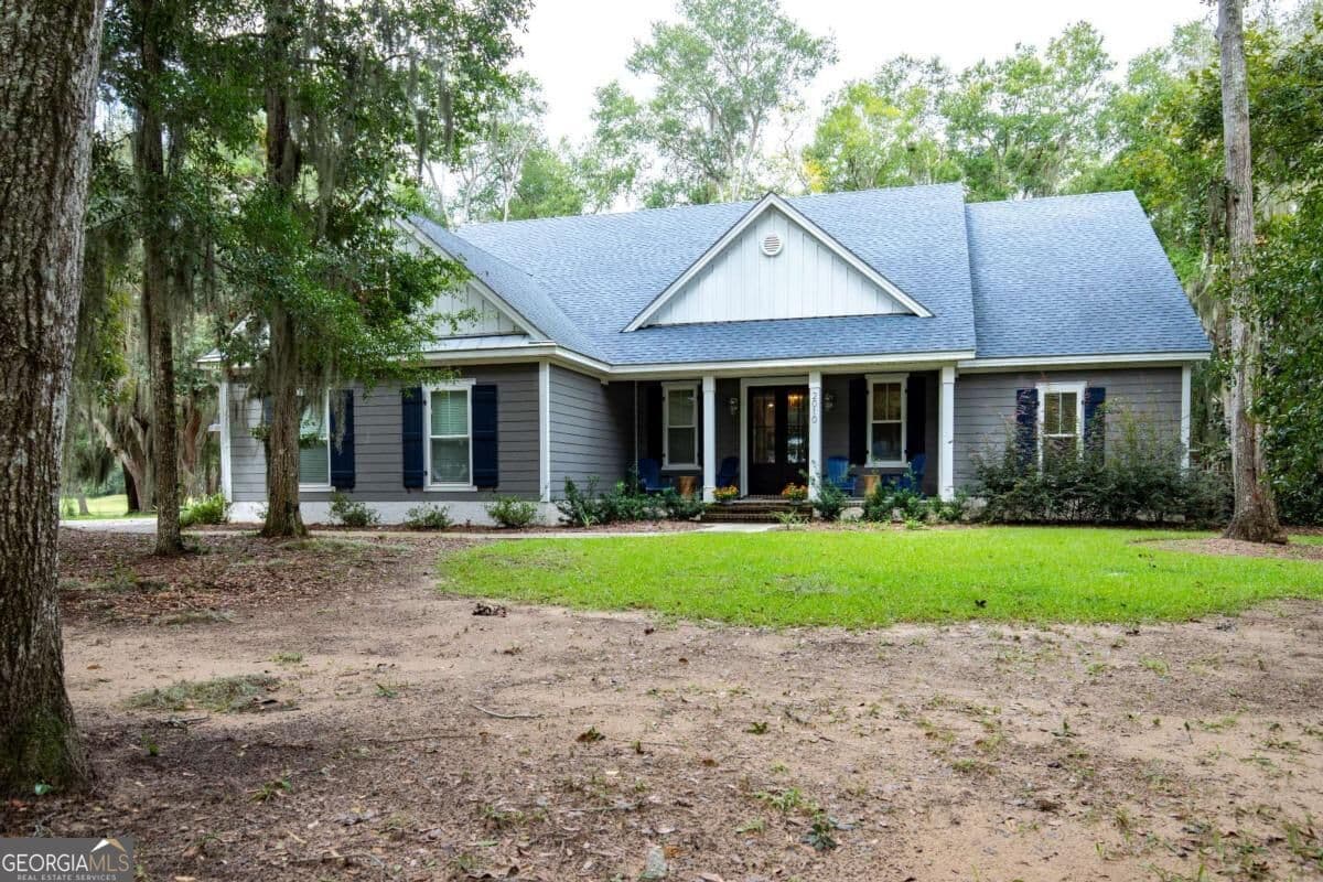 3 bedroom, 2.5 bathroom, 2,101 sq ft single family residence for sale at 2010 Hidden Lagoon Lane, Townsend, GA 31331 — photo 2