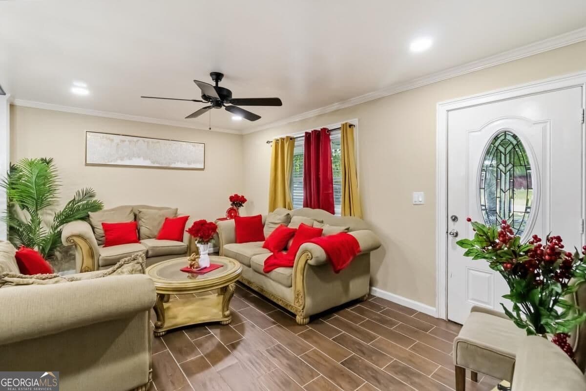 6 bedroom, 4 bathroom, 1,148 sq ft single family residence for sale at 1594 Dellwood Circle, Morrow, GA 30260 — photo 5