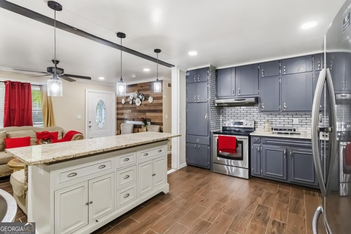 6 bedroom, 4 bathroom, 1,148 sq ft single family residence for sale at 1594 Dellwood Circle, Morrow, GA 30260 — photo 9