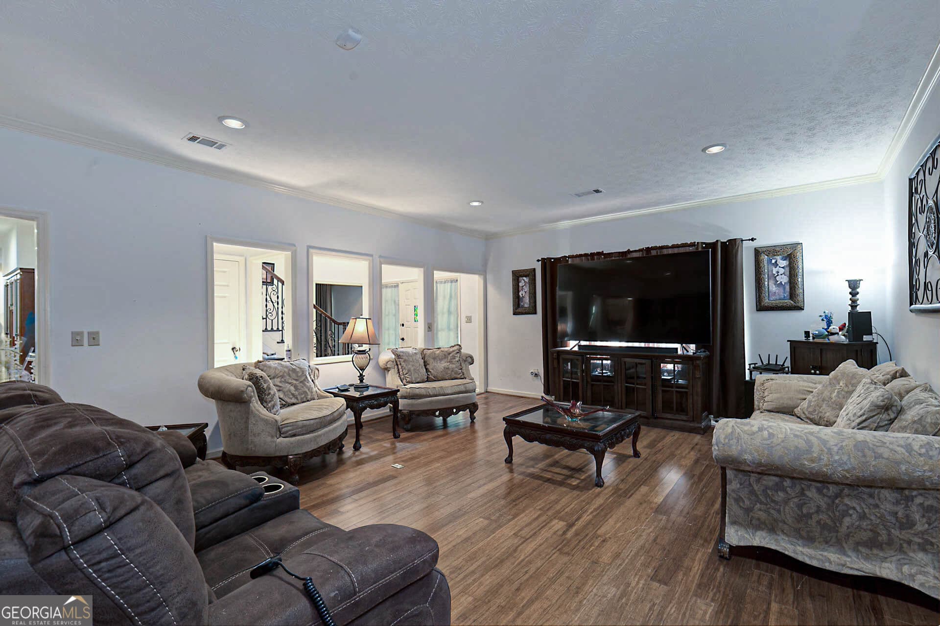 5 bedroom, 3 bathroom, 3,852 sq ft single family residence under contract at 101 Cascade Road, Columbus, GA 31904 — photo 9