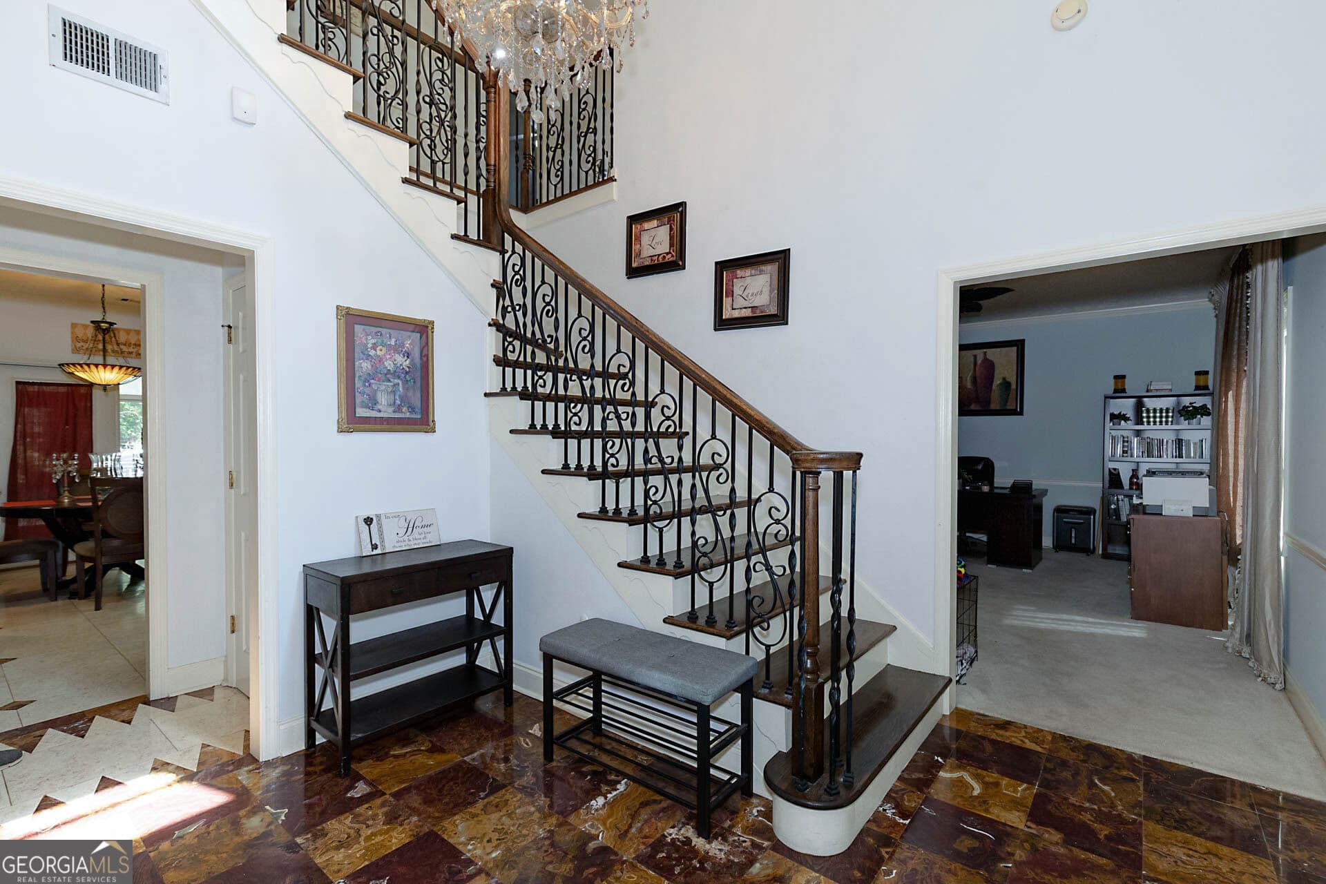 5 bedroom, 3 bathroom, 3,852 sq ft single family residence under contract at 101 Cascade Road, Columbus, GA 31904 — photo 4