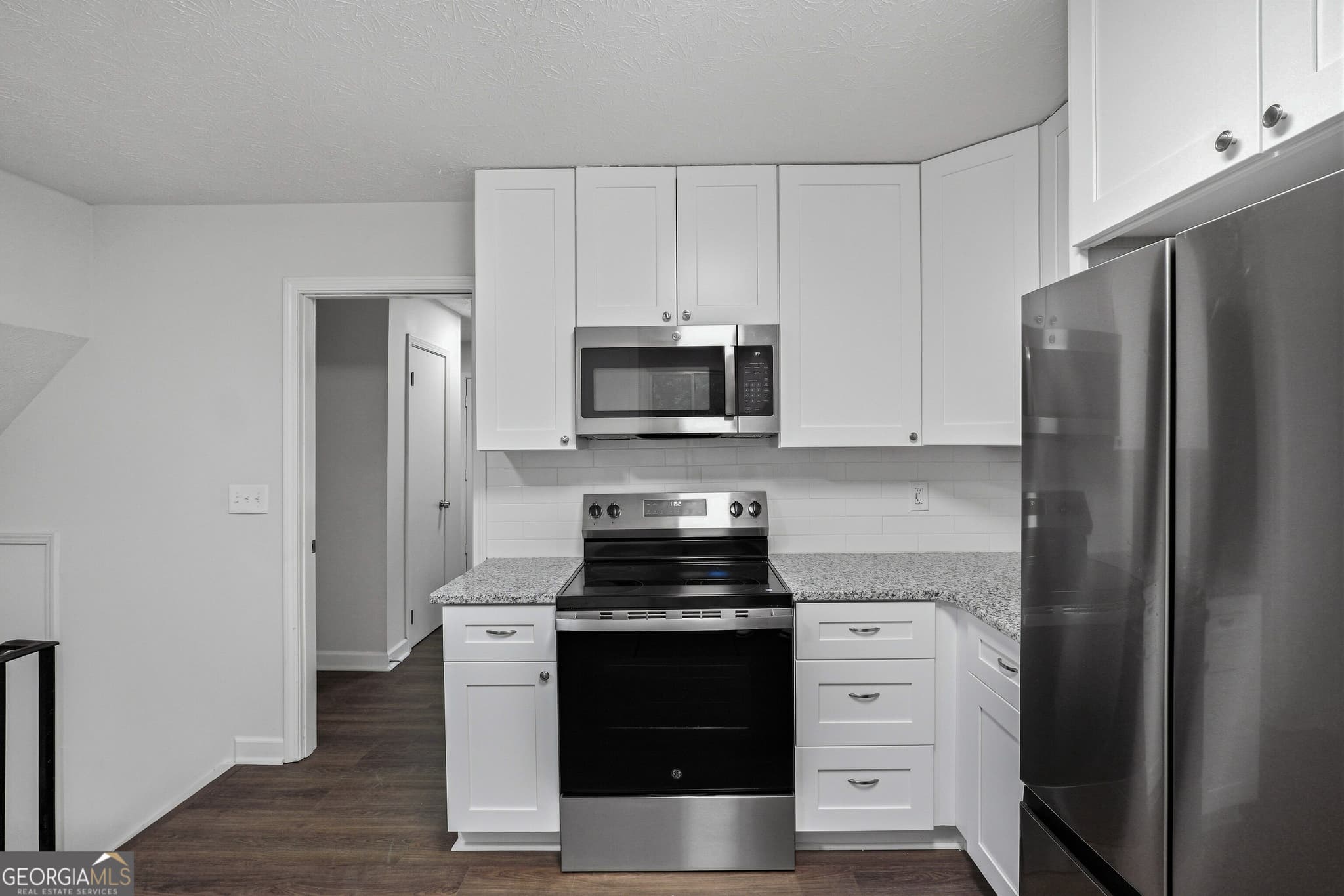 4 bedroom, 2 bathroom, 1,967 sq ft single family residence for sale at 7052 Lodgepole Drive, Morrow, GA 30260 — photo 9