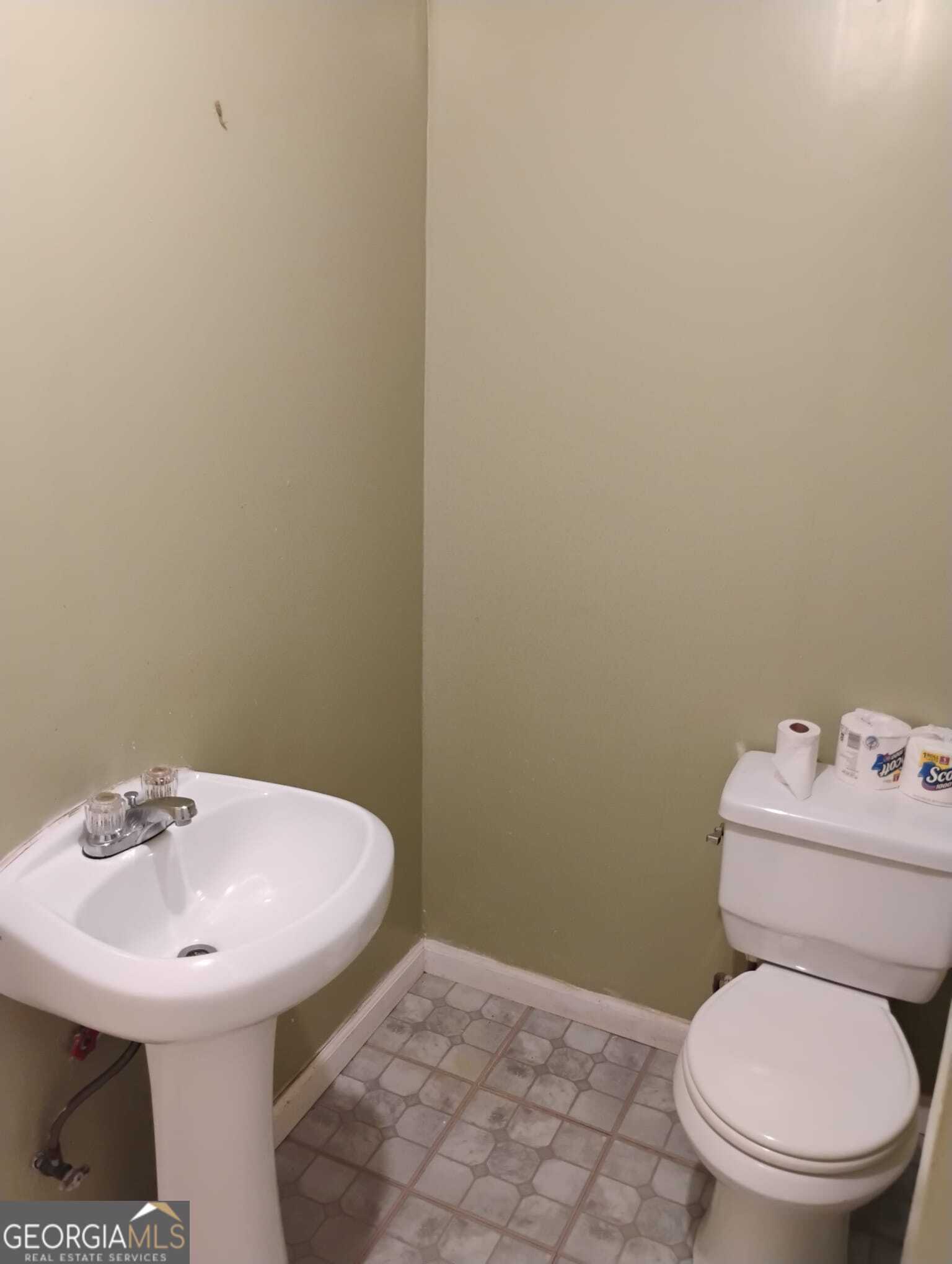 2 bedroom, 1 bathroom, 1,100 sq ft single family residence for rent at 4066 Preserve Trail, Snellville, GA 30039 for $1,325 a month — photo 9