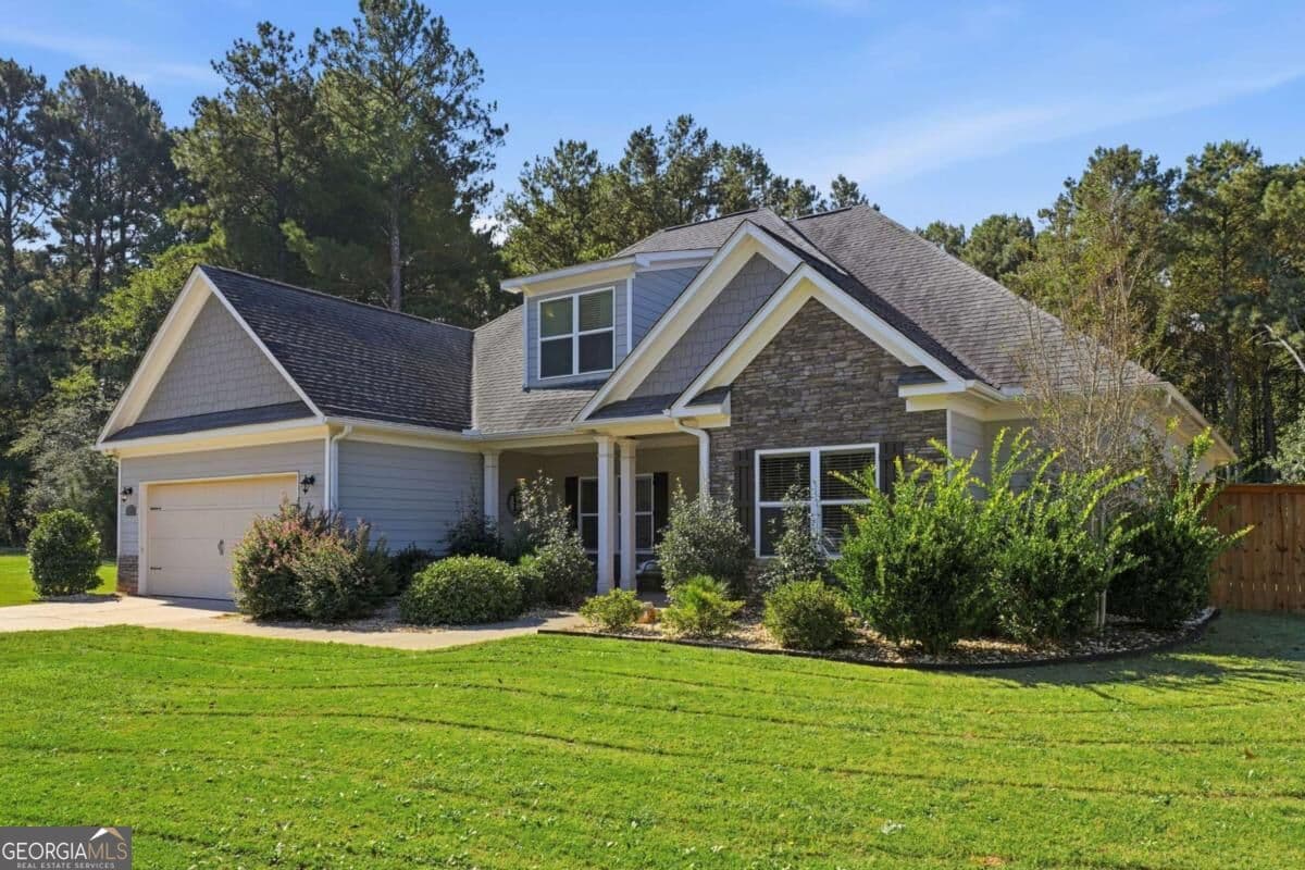 5 bedroom, 4 bathroom, 2,323 sq ft single family residence for sale at 1200 Chapman Grove Lane, Monroe, GA 30656 — photo 2