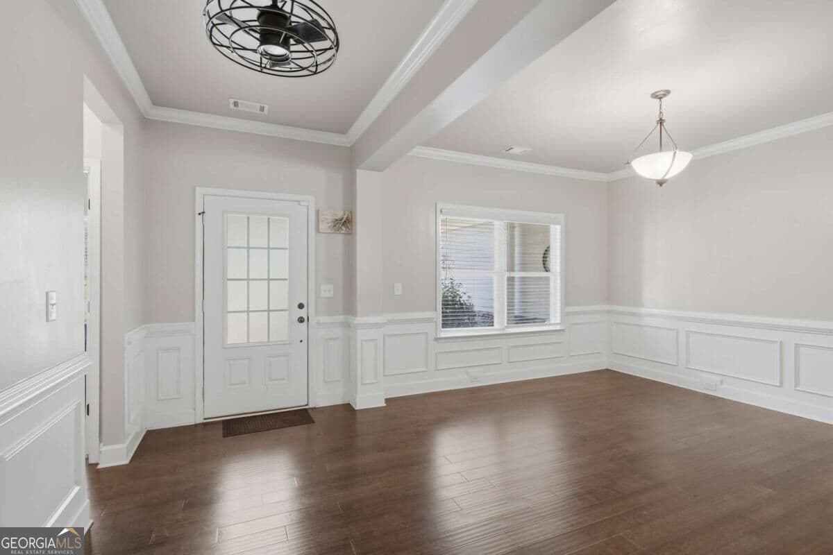 5 bedroom, 4 bathroom, 2,323 sq ft single family residence for sale at 1200 Chapman Grove Lane, Monroe, GA 30656 — photo 4