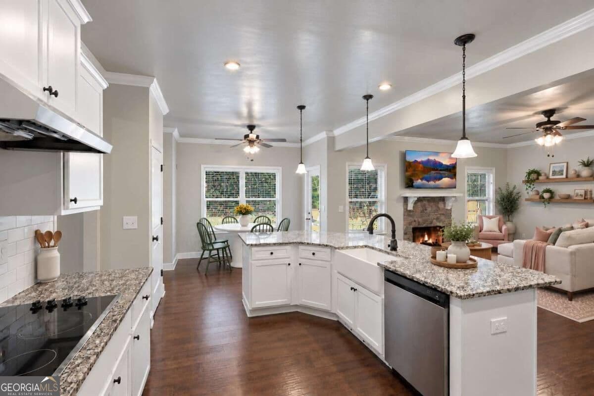 5 bedroom, 4 bathroom, 2,323 sq ft single family residence for sale at 1200 Chapman Grove Lane, Monroe, GA 30656 — photo 8