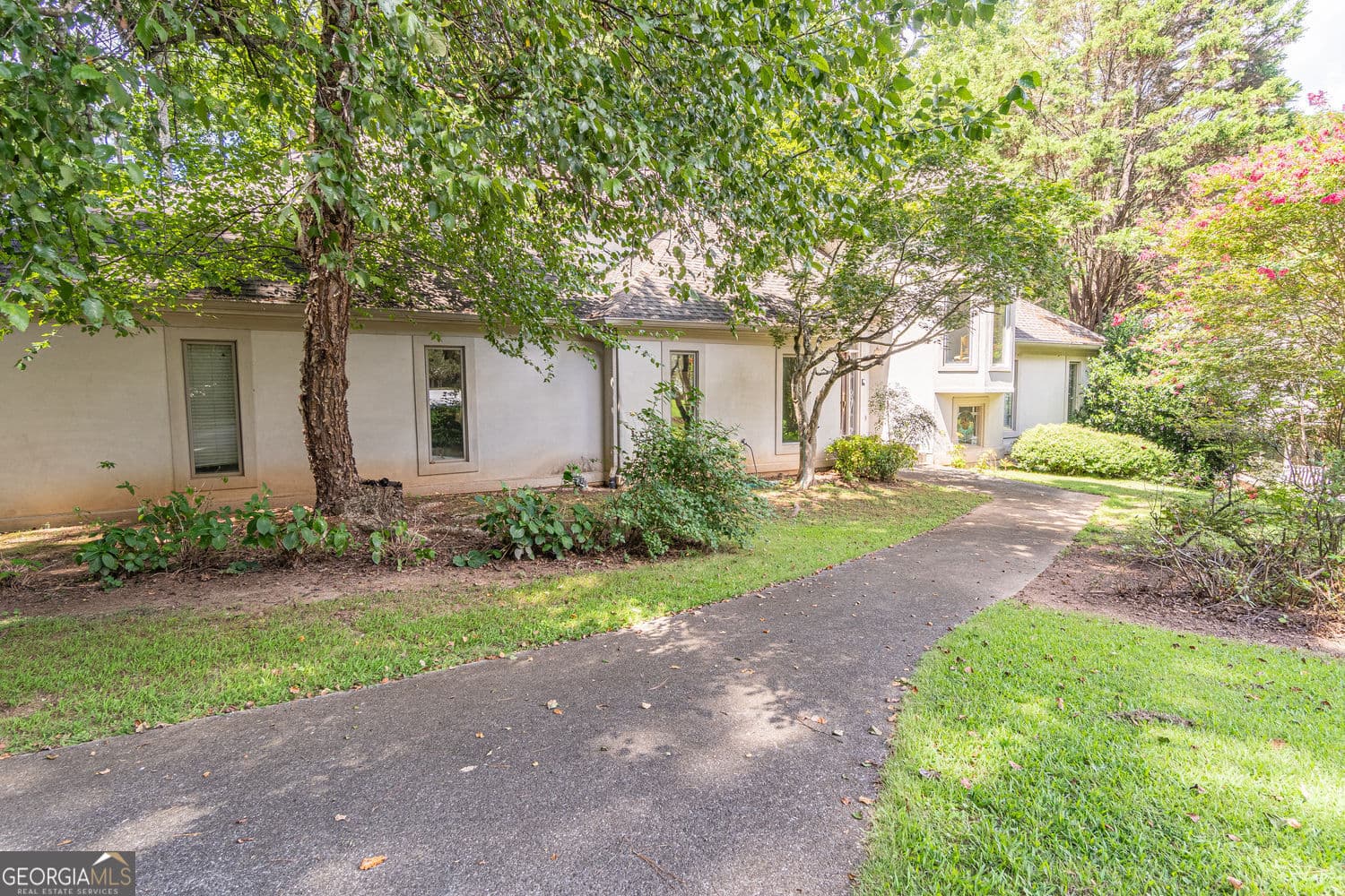 4 bedroom, 3.5 bathroom single family residence for sale at 1704 Heritage Way, Stone Mountain, GA 30087 — photo 4