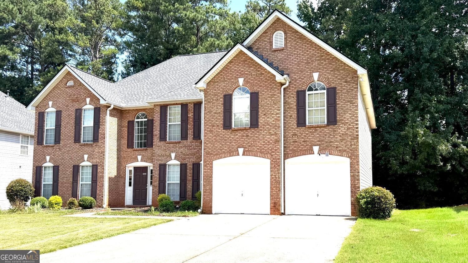 5 bedroom, 4 bathroom, 3,907 sq ft single family residence for sale at 3070 Emden Trail, Snellville, GA 30039 — photo 3