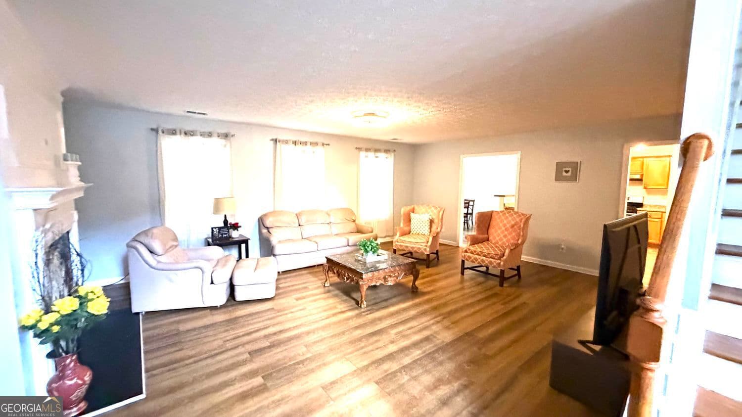 5 bedroom, 4 bathroom, 3,907 sq ft single family residence for sale at 3070 Emden Trail, Snellville, GA 30039 — photo 10
