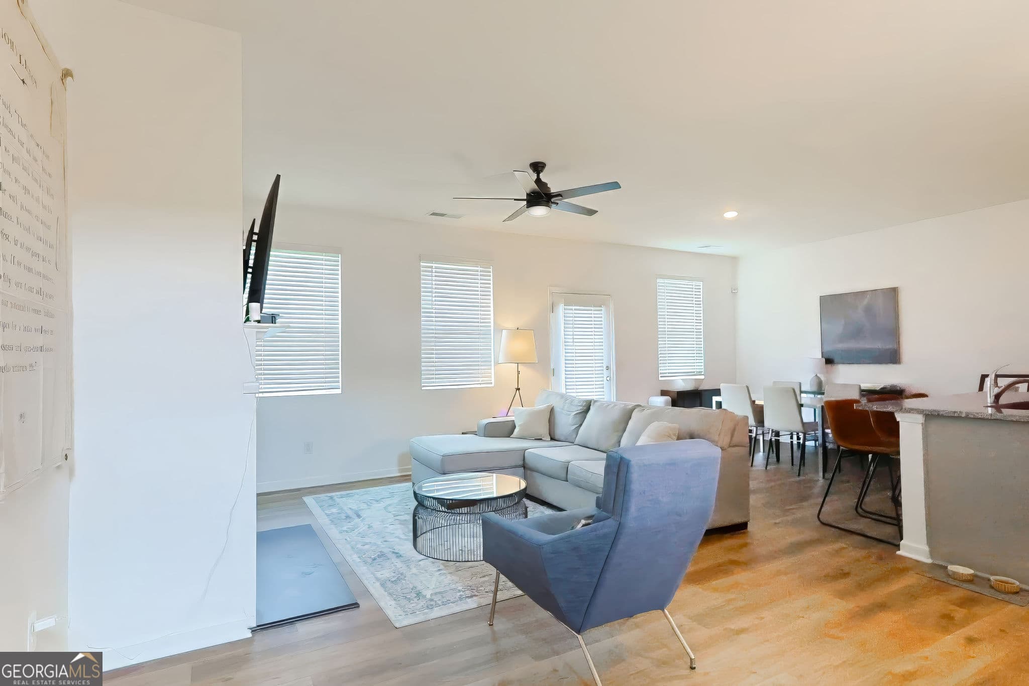 3 bedroom, 2.5 bathroom, 1,832 sq ft townhouse for sale at 5630 Flint Lane, Cumming, GA 30028 — photo 5