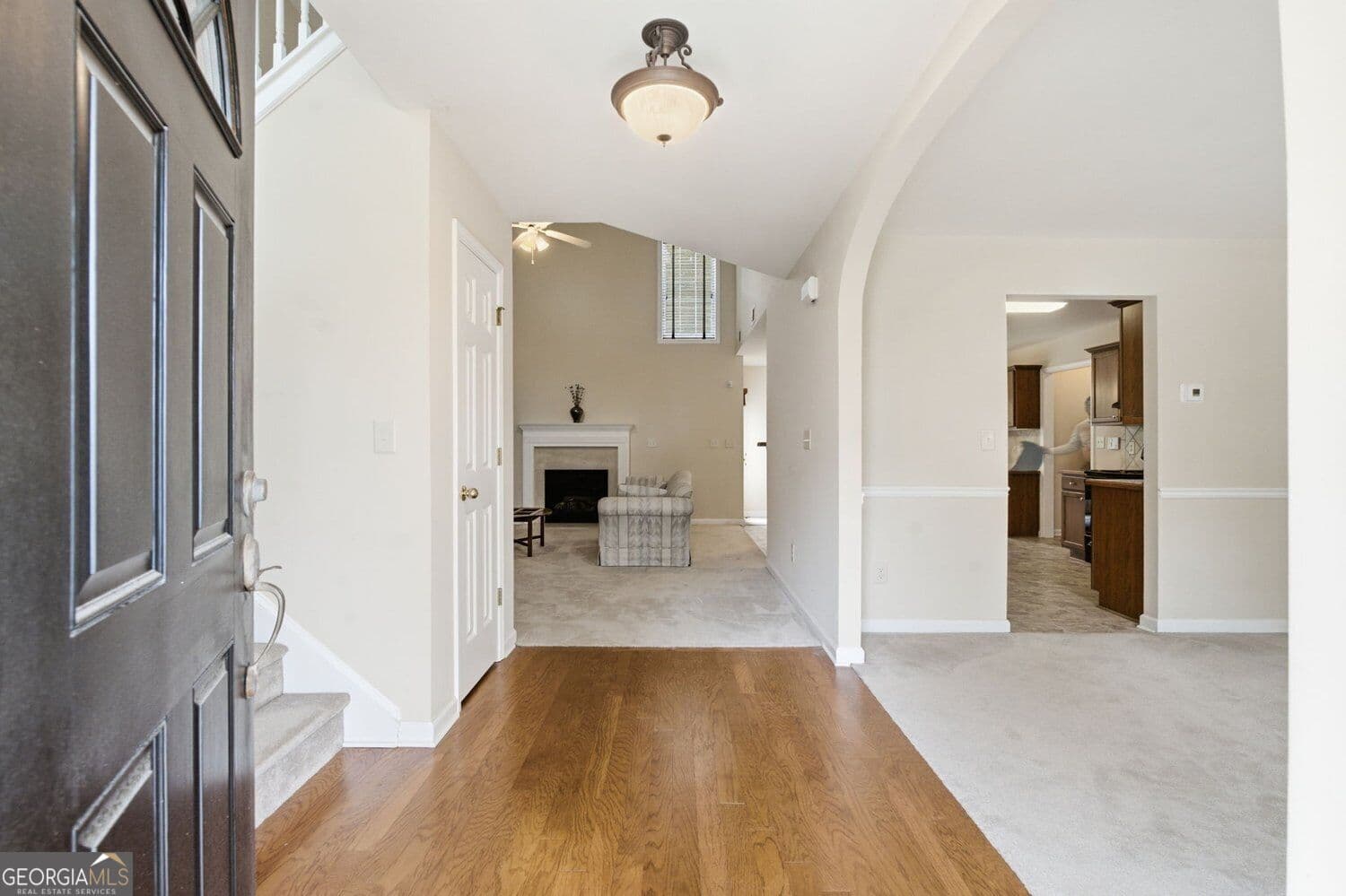 4 bedroom, 3 bathroom, 2,586 sq ft single family residence for sale at 6125 Mulberry Park Drive, Braselton, GA 30517 — photo 4