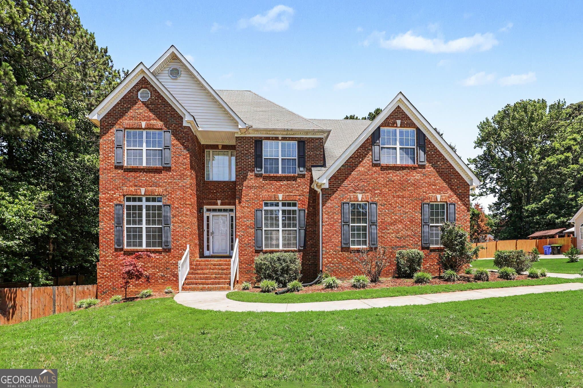 5 bedroom, 3.5 bathroom, 3,001 sq ft single family residence for sale at 165 Normandy Drive, Fayetteville, GA 30214 — photo 1 of 35