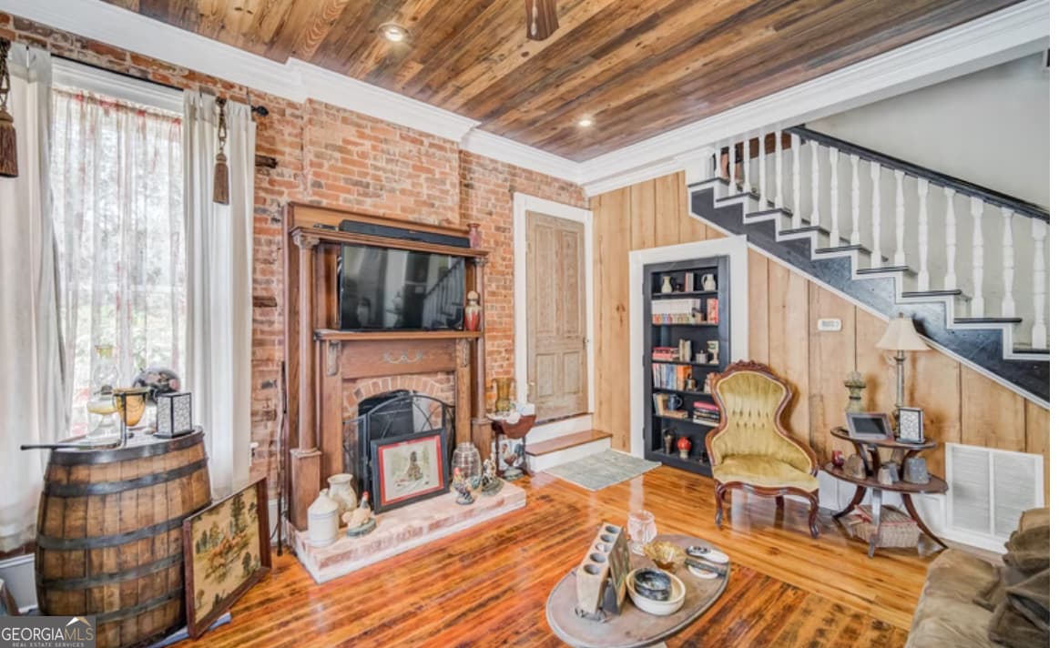 2 bedroom, 2 bathroom, 1,450 sq ft mixed use for sale at 1108 Reville, Greenville, GA 30222 — photo 4