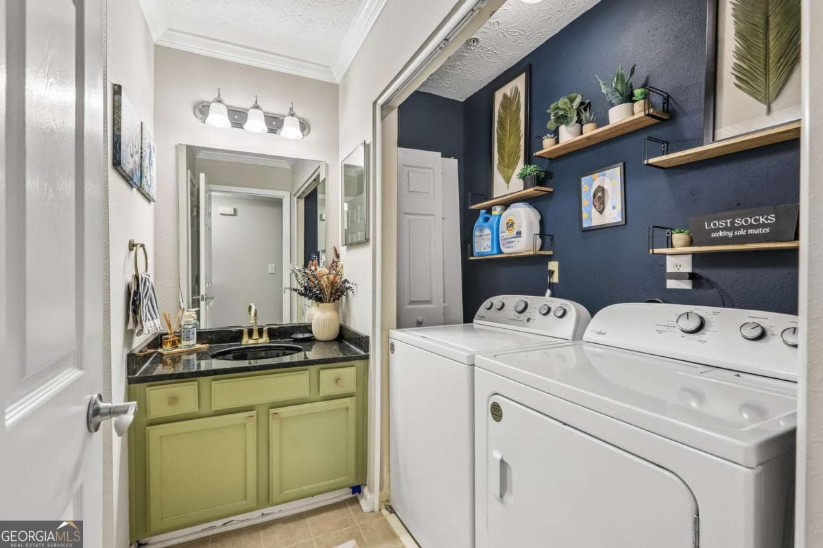 2 bedroom, 2 bathroom, 1,236 sq ft condominium for sale at 3940 Riverlook Parkway 101, Marietta, GA 30067 — photo 8